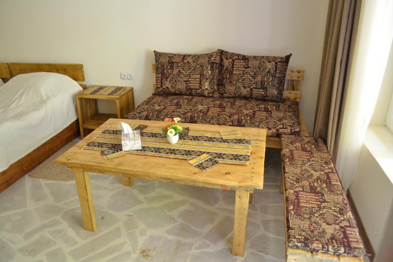 Bjnihouse, Guest House Kültér fotó