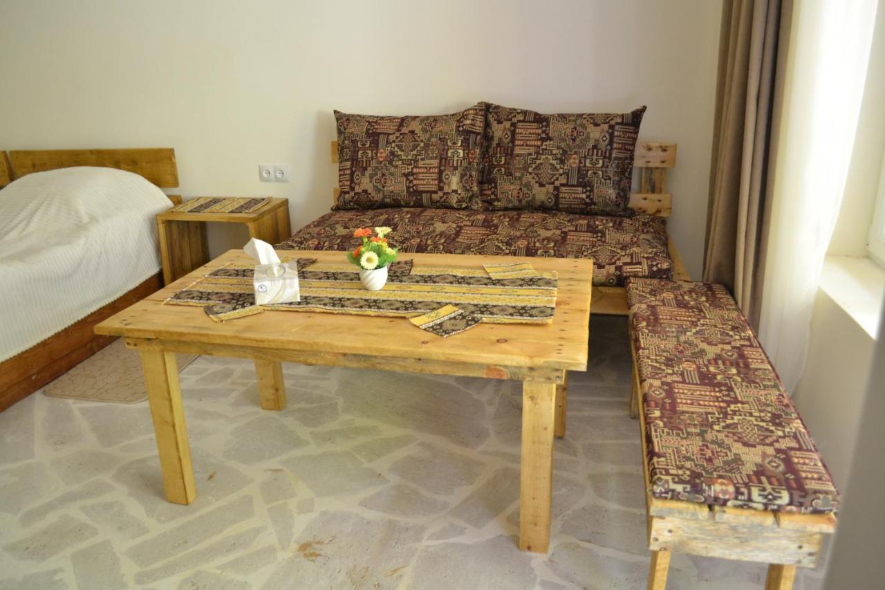 Bjnihouse, Guest House Kültér fotó
