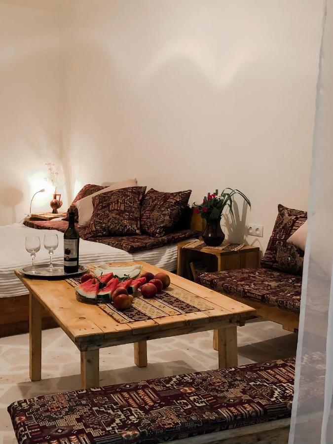 Bjnihouse, Guest House Kültér fotó